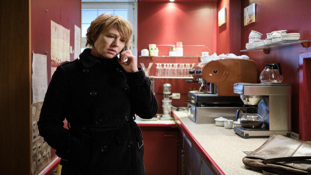 Dziewczyna o złotych dłoniach