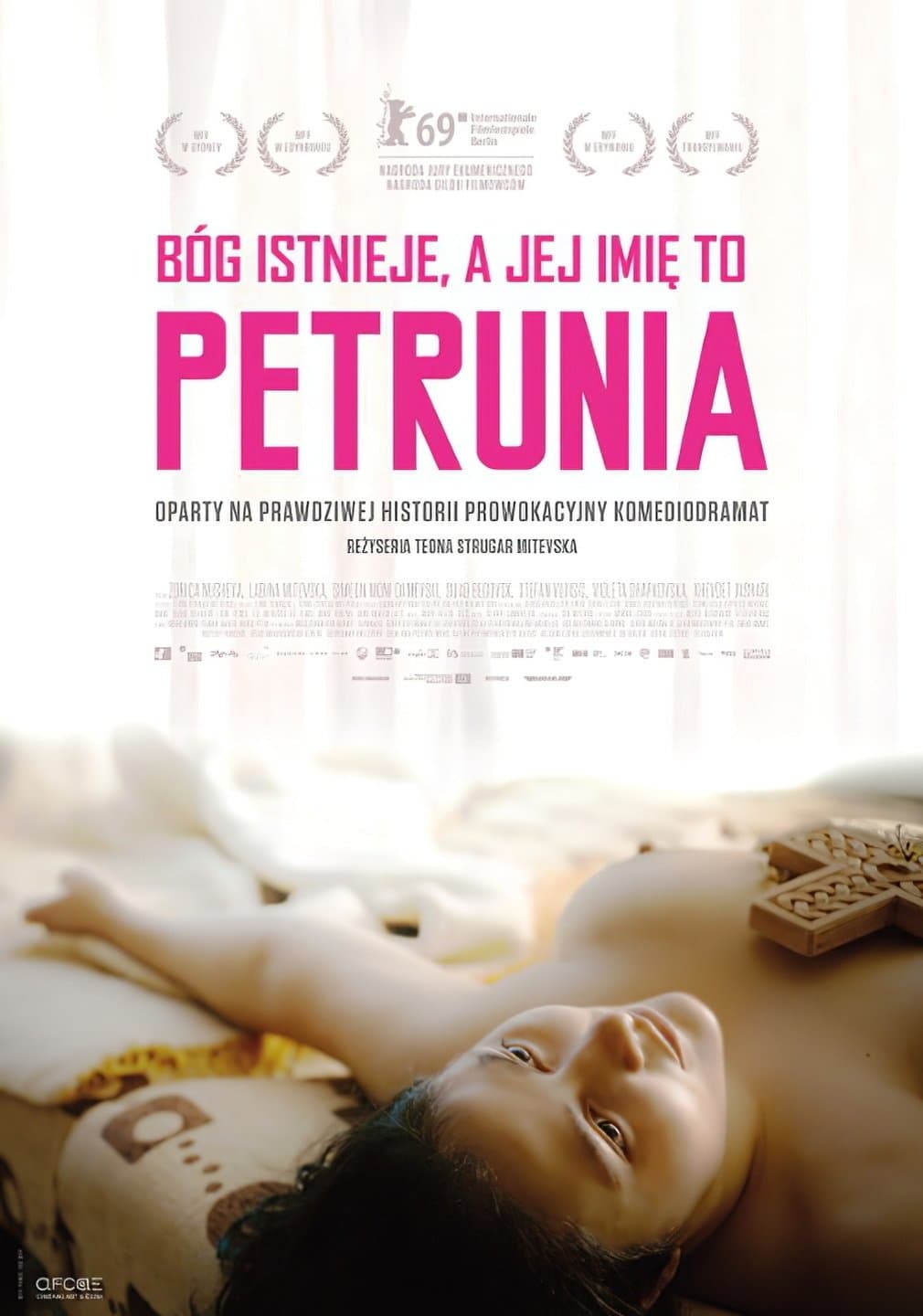 Bóg istnieje, a jej imię to Petrunia 2019 cały film