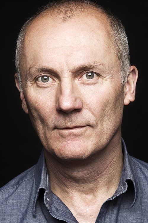 Zdjęcie Aden Gillett