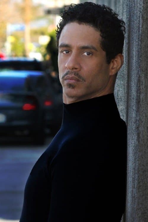 Zdjęcie Adolfo Quinones