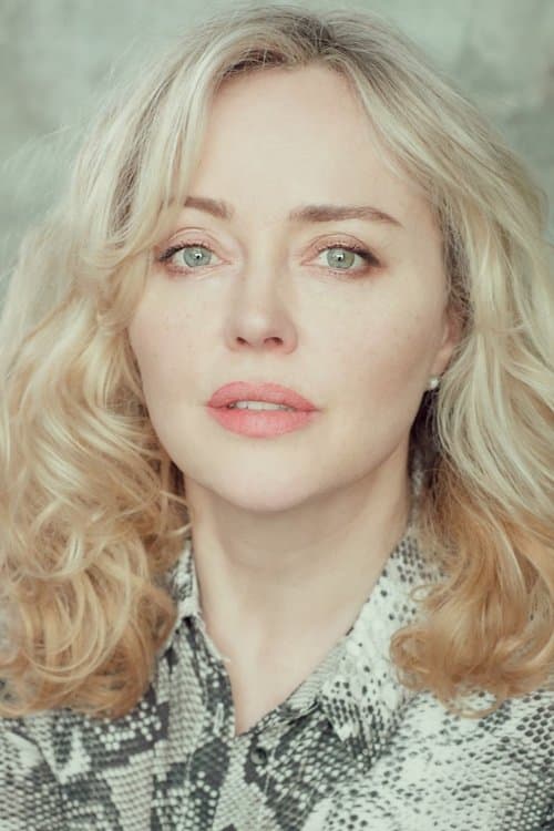 Zdjęcie Angeline Ball