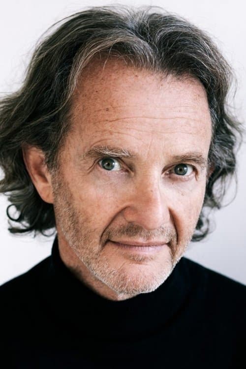 Zdjęcie Anton Lesser