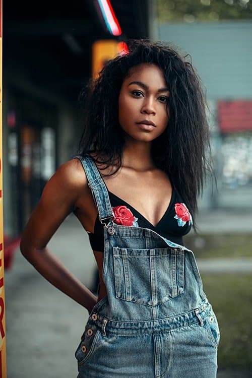 Zdjęcie Ashley Love-Mills