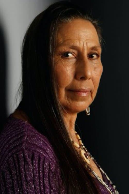 Zdjęcie Casey Camp-Horinek