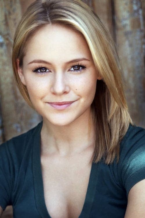 Zdjęcie Cassi Thomson