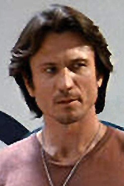 Zdjęcie Crofton Hardester