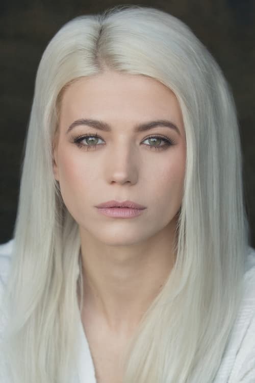 Zdjęcie Danielle Harold