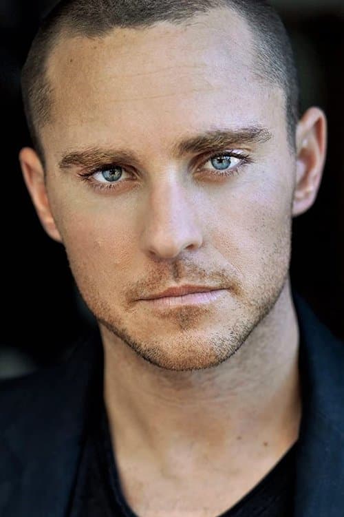 Zdjęcie Derek Magyar