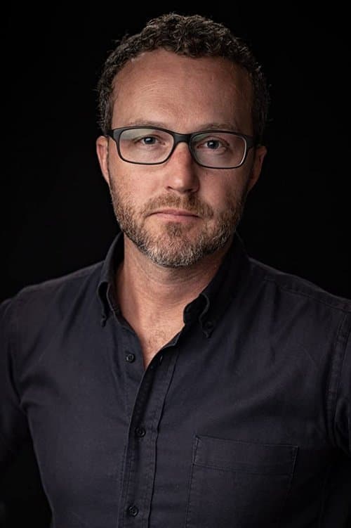 Zdjęcie Devon Gummersall