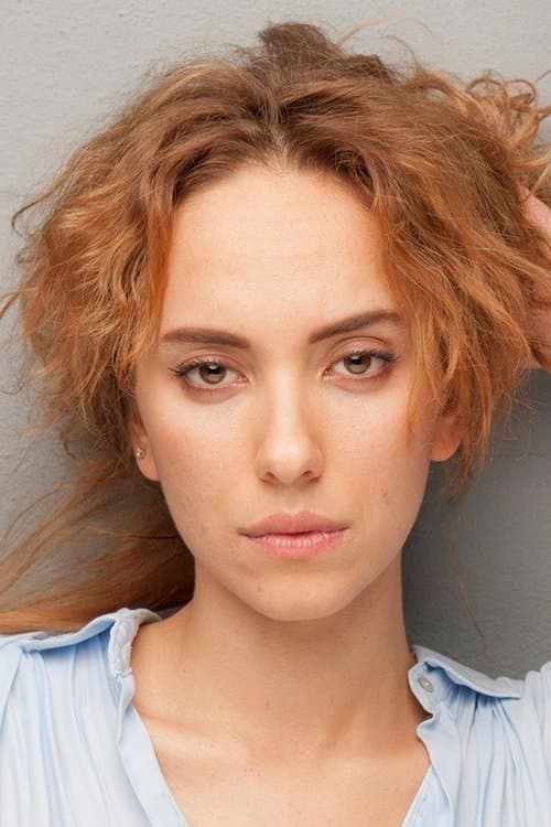 Zdjęcie Duygu Sarışın