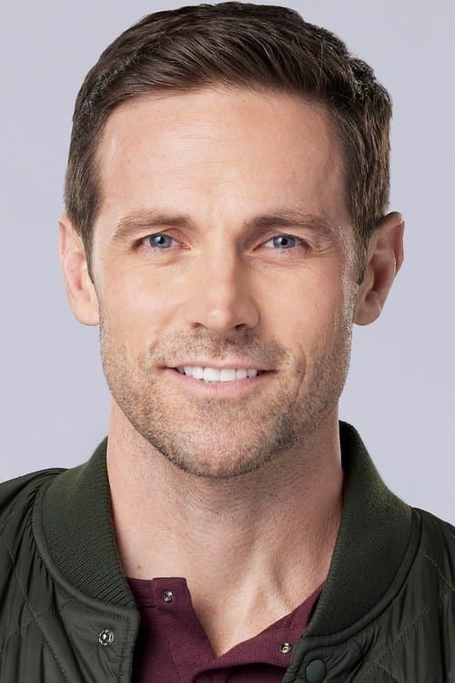 Zdjęcie Dylan Bruce