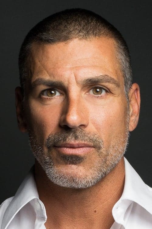 Zdjęcie Eric Etebari