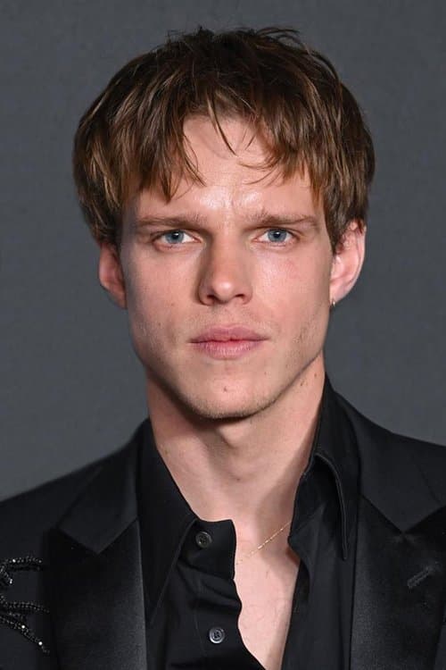 Zdjęcie Finn Bennett