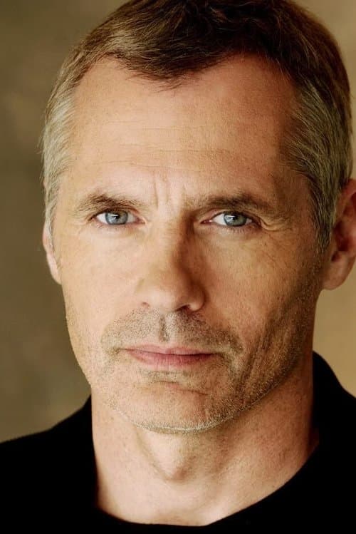 Zdjęcie James C. Burns