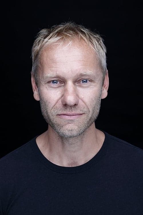 Zdjęcie James Hillier