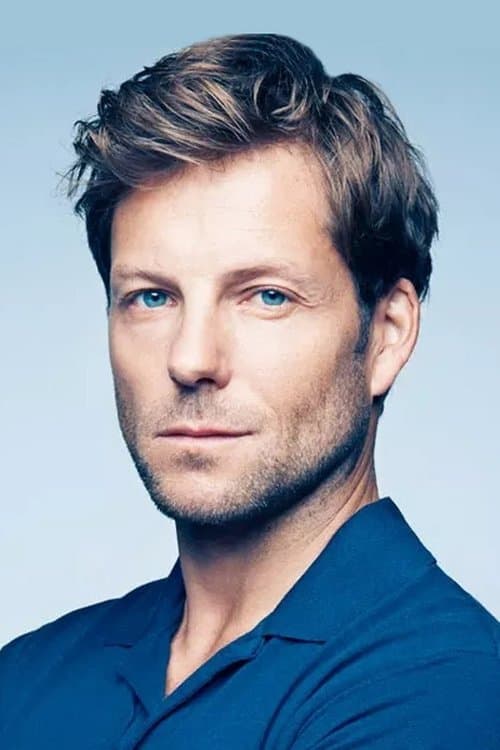 Zdjęcie Jamie Bamber