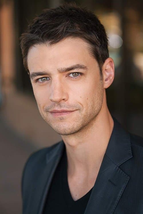 Zdjęcie Joshua Snyder