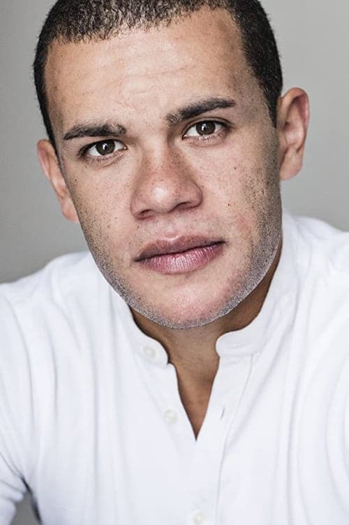 Zdjęcie Julian Moore-Cook