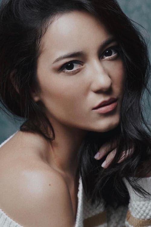 Zdjęcie Julie Estelle