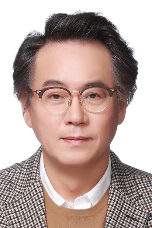 Zdjęcie Lee Byung-joon