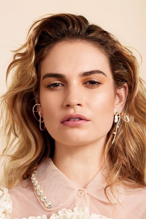 Zdjęcie Lily James
