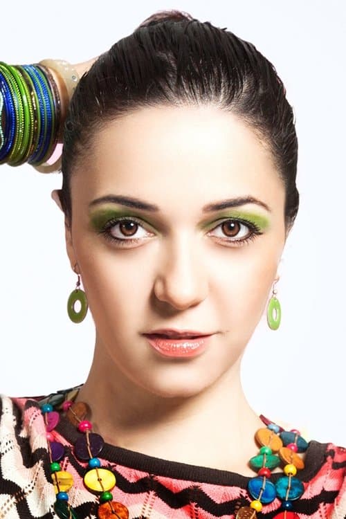 Zdjęcie Nauheed Cyrusi