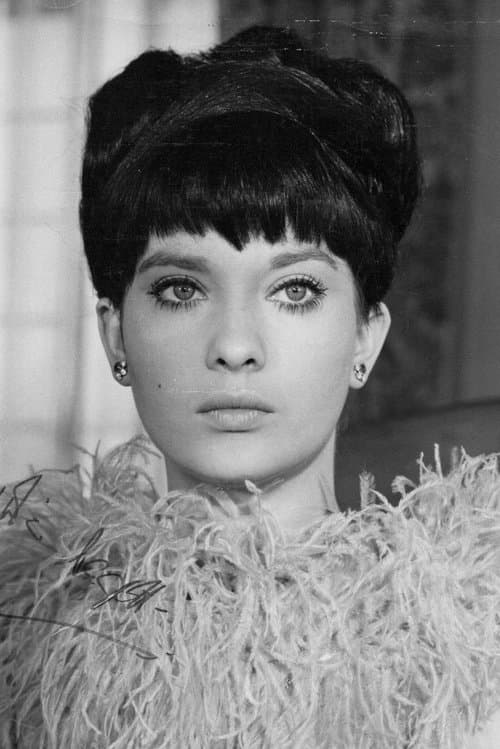 Zdjęcie Nicola Pagett