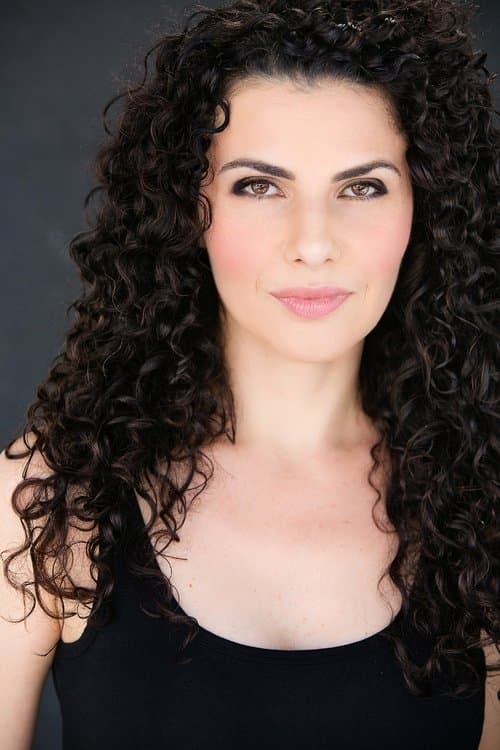 Zdjęcie Niki Spiridakos