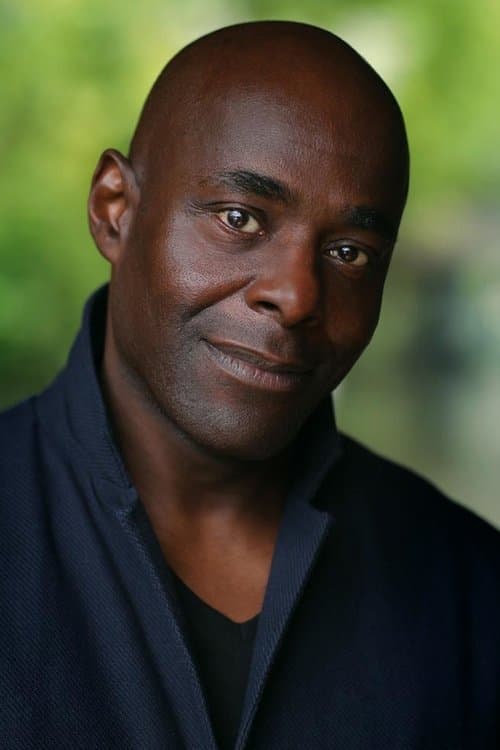 Zdjęcie Paterson Joseph