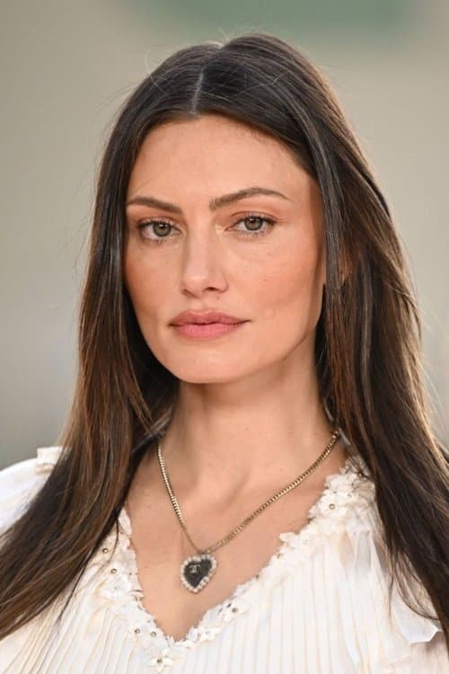 Zdjęcie Phoebe Tonkin