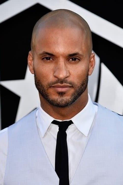 Zdjęcie Ricky Whittle