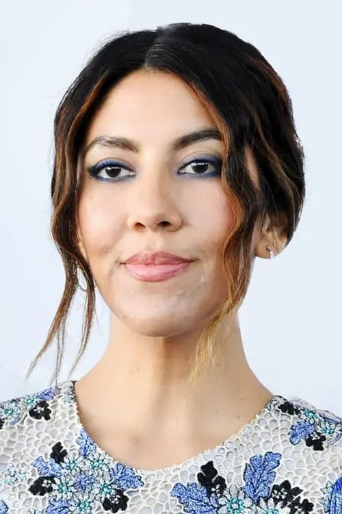 Zdjęcie Stephanie Beatriz