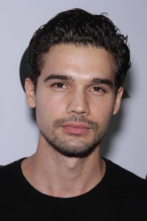 Zdjęcie Steven Strait