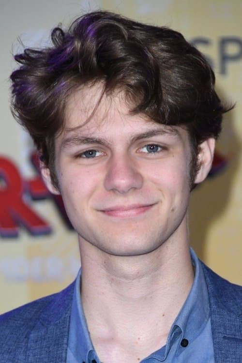 Zdjęcie Ty Simpkins