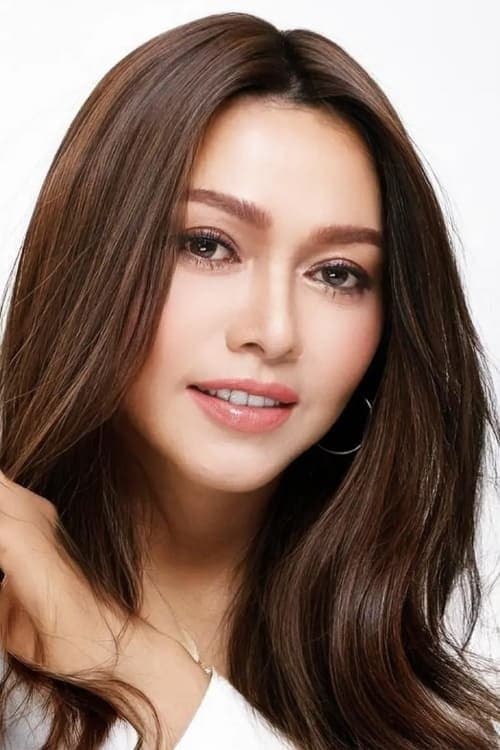 Zdjęcie Vipavee Charoenpura