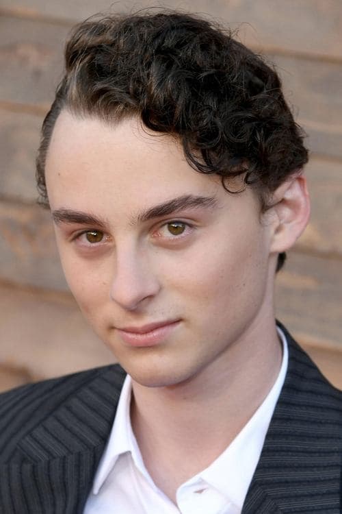 Zdjęcie Wyatt Oleff