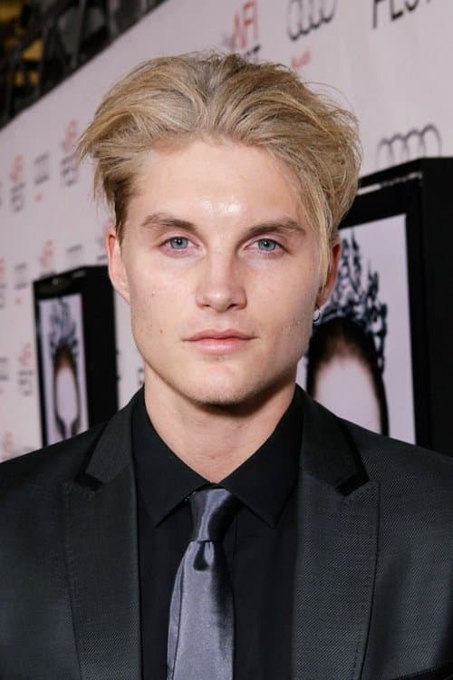 Zdjęcie Toby Hemingway