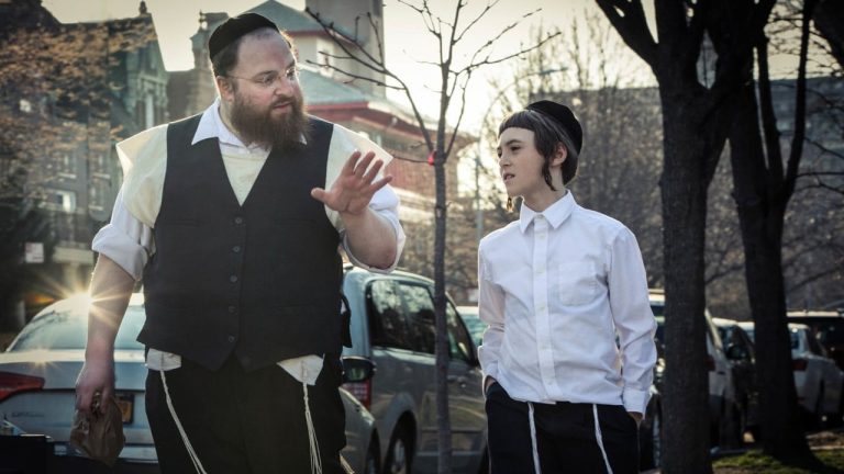 Menashe Cały Film